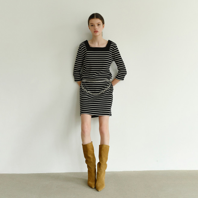 1159스튜디오 A2 SQUARENECK STRIPE OPS