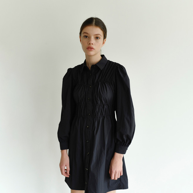 1159스튜디오 A2 SHIRRING SHIRT DRESS