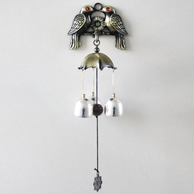 문종 천장장식, 비둘기