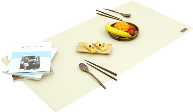 밴프 가죽 테이블 매트 CE25, 베이지