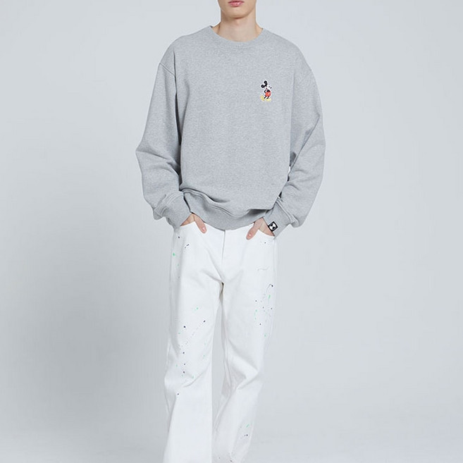 MICKEY EMB SWEAT 맨투맨