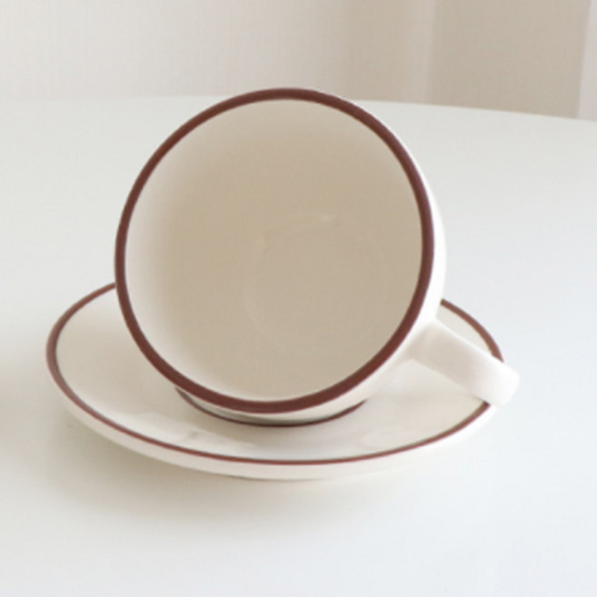 뉴욕 시라쿠스 플레이트 레트로 라인 라떼잔 320ml + 받침 세트, 브라운, 1세트