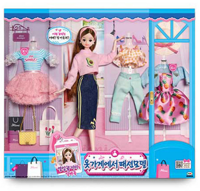 미미월드 열일곱 미미는 알바중 옷가게에서 패션모델 마론 인형, 혼합색상, 1개