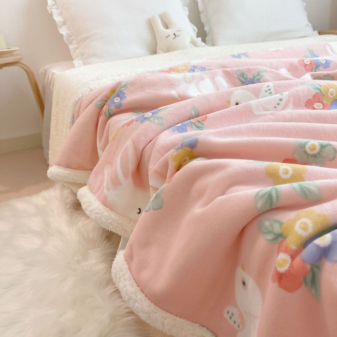 베러바이즈 가을겨울 기모 다목적 밀크 이불