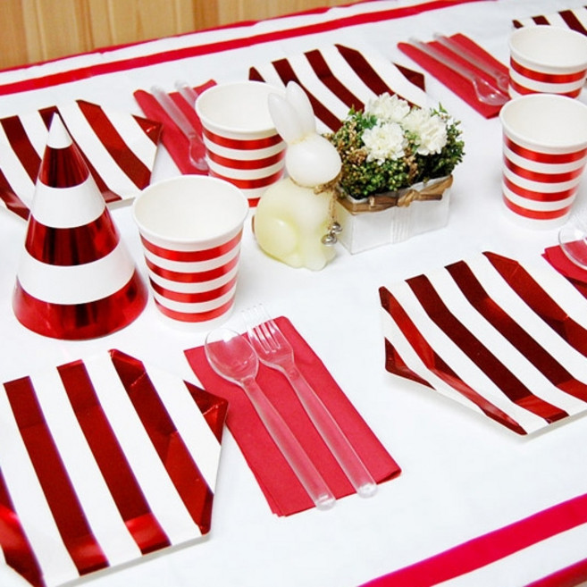 파티쇼 홈파티 테이블 스트라이프 크리스탈스푼포크 클리어 6인 세트, 메탈릭레드, 1세트