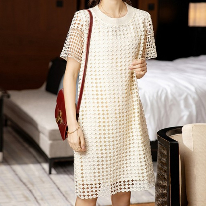 아뗄릭 라운드넥 펀칭 레이스 미디 원피스 00738 빅사이즈 포함