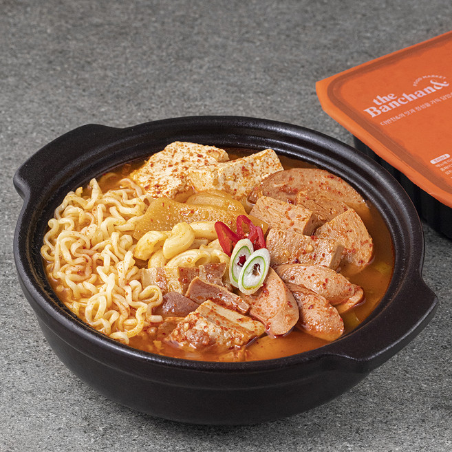 더반찬& 싱글부대찌개 550g + 농심 사리면 110g, 660g, 1세트