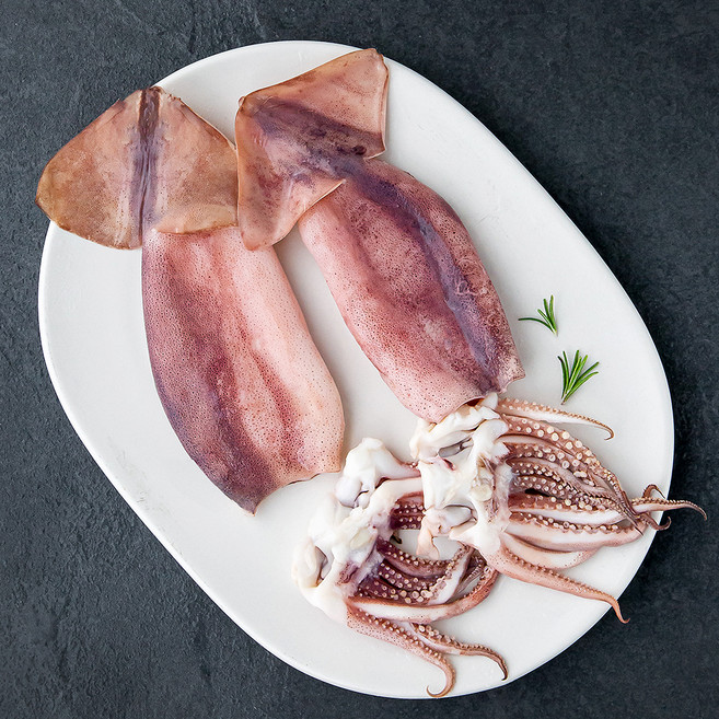 살맛나요 렌지로 간편하게 먹는 데친 통오징어, 1개, 250g