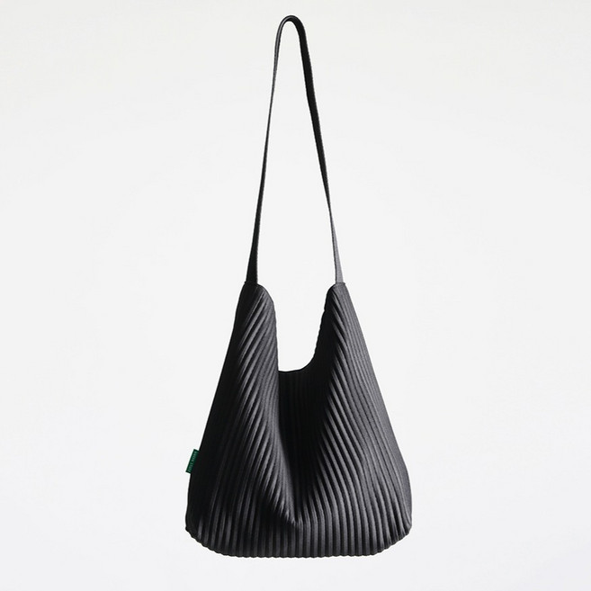 GREEN STUFF Simple 托特包 62 褶皺