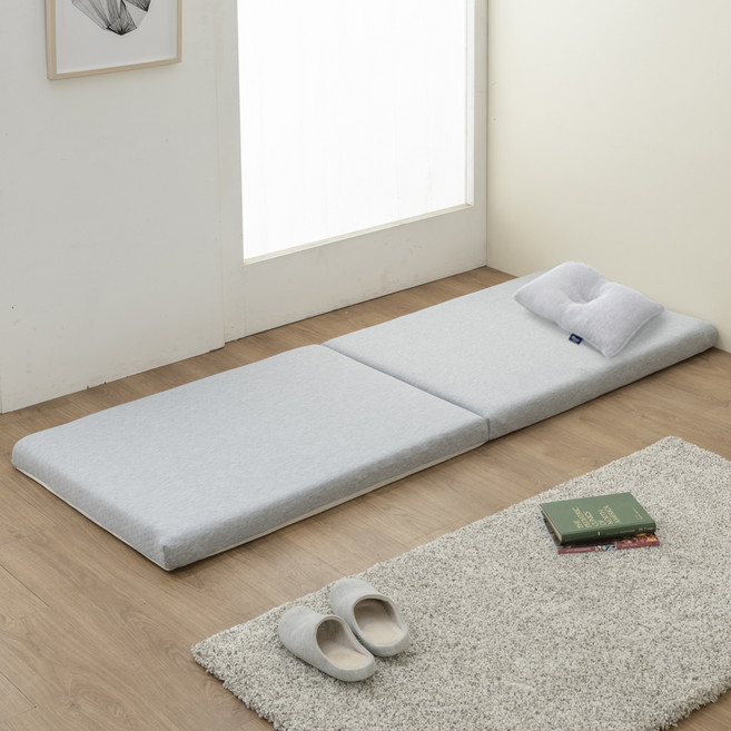 아지오텍스 2단 접이식 메모리폼 매트 + 베개 세트, 삼중직그레이(매트리스),라이트그레이(베개), 7.5cm