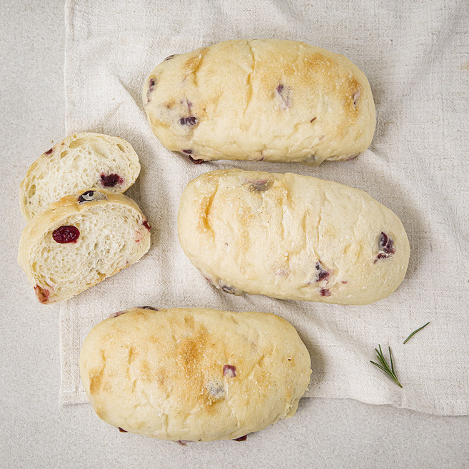 브로드카세 발효종 크렌베리 치아바타, 110g, 3개입, 1개