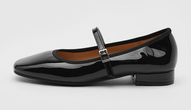 사뿐 샤로트 에나멜 메리제인 플랫슈즈