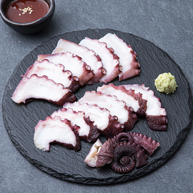 은하수산 문어 슬라이스 중 200g + 청귤초고추장 30g + 참기름 3ml (냉장), 1개