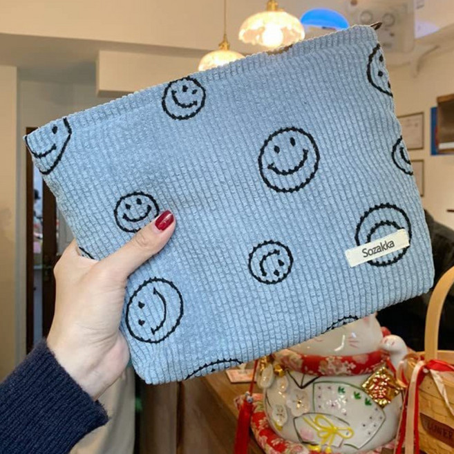 말랑젤리 스마일 패턴 브링파우치