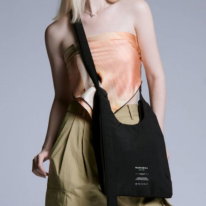 마르헨제이 루시아 나일론 숄더 크로스백