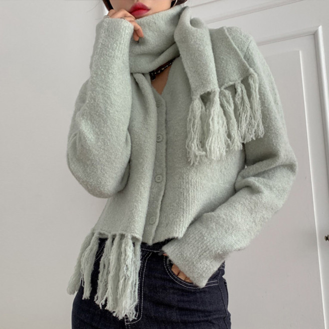 뜨개진 여성용 알파카 울 부클 제루스 머플러 + 가디건 세트