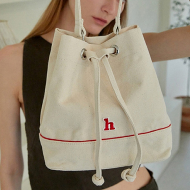 헤지스 캔버스 미니 버킷백