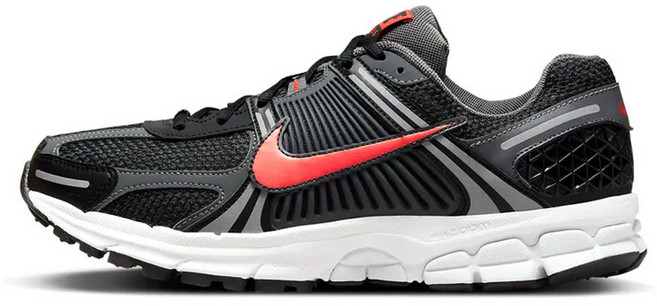 나이키 줌 보메로 5 운동화