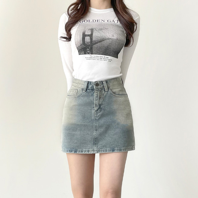 잘빠진 여성용 통기성 사이드 워싱 데님 미니 스커트