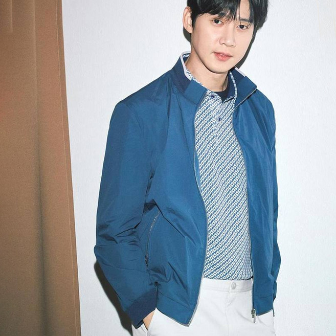 트레몰로 남성용 니트넥 여름 경량 점퍼 CL4M311153