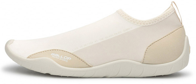 밸롭 에센셜 아쿠아슈즈