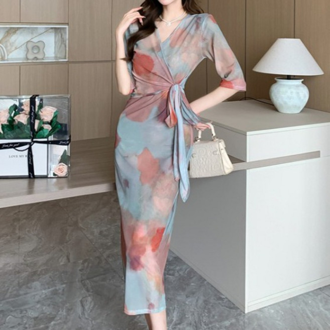 비비에모 슬림핏 레인보우 나염 브이넥 롱 랩원피스 07012 빅사이즈 포함