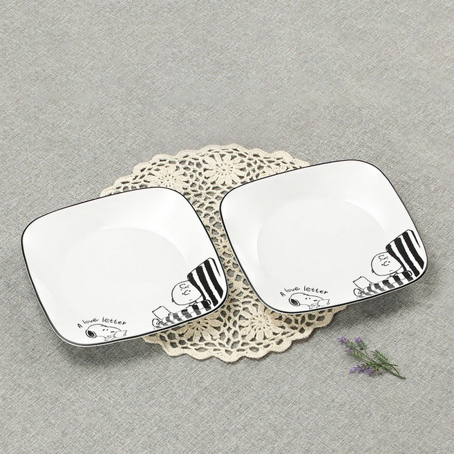 Corelle Brands 康寧餐具 史努比與查理版方形中盤, 2個, 單品, 黑色 + 白色