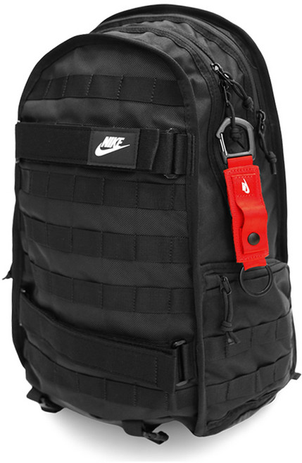 나이키 NSW RPM 백팩 FD7544-010 + 클럽 키 홀더 HF3594-692 세트, 블랙 + 레드, 1개