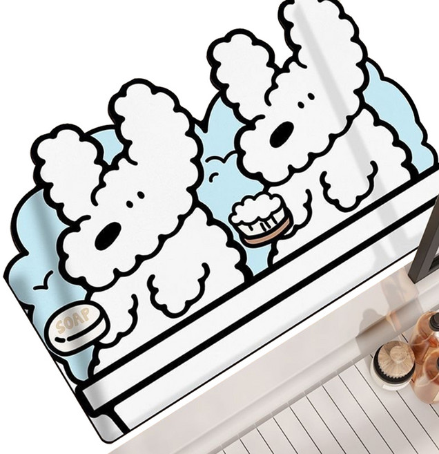 코튼뷰 빨아쓰는 주방 욕실 규조토 발매트, 목욕하는 비숑 두마리