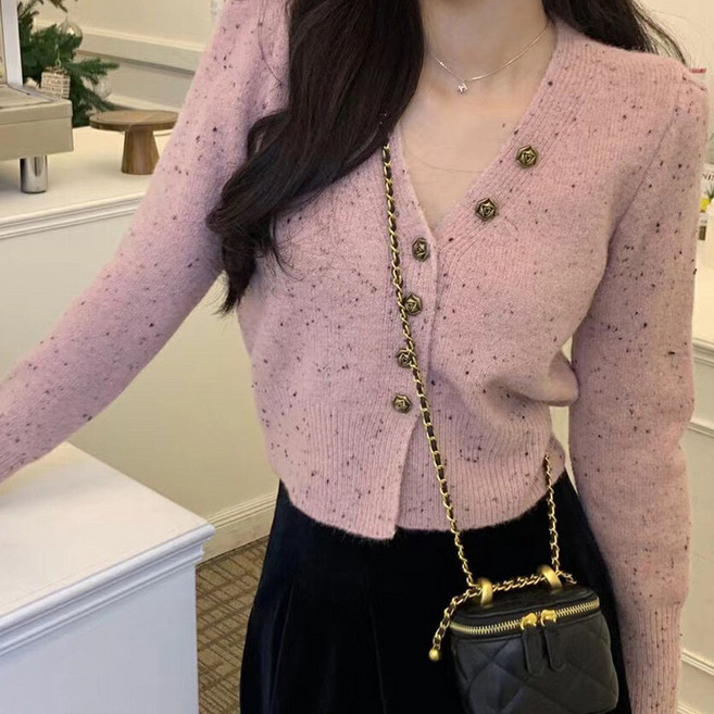 비비에모 여성용 포근 로즈 버튼 브이넥 니트 긴팔 가디건 07051