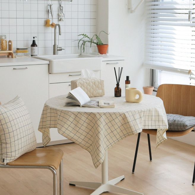 데코토닉 코지 윈도우체크 식탁보, 베이지, 120 x 120 cm, 1개