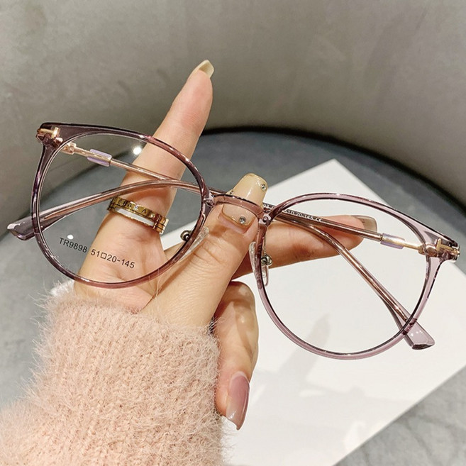 비아워게스트 동글 가벼운 투명 안경테