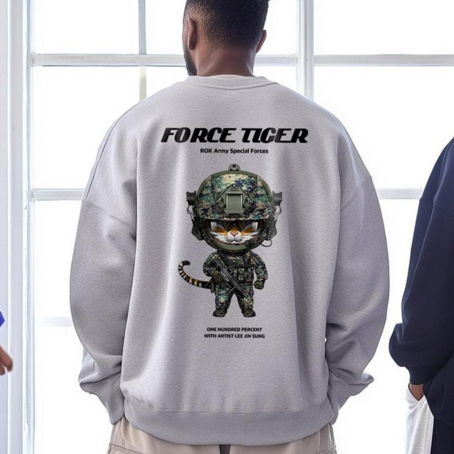 원헌드레드퍼센트 JS.LEE b특전사 포스타이거 오버핏 헤비 맨투맨J