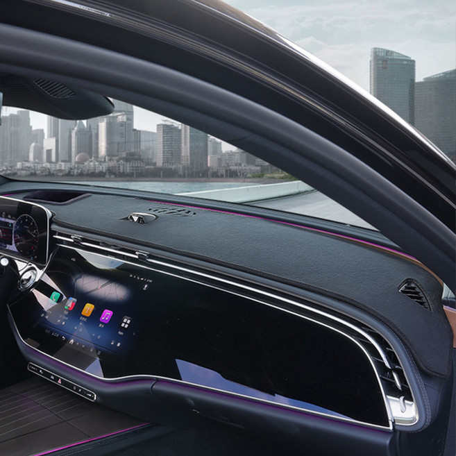 카에버 대시보드커버 헤드업 + 셀피카메라 타입 W124, 노블 블랙, 벤츠 E클래스 2024년~