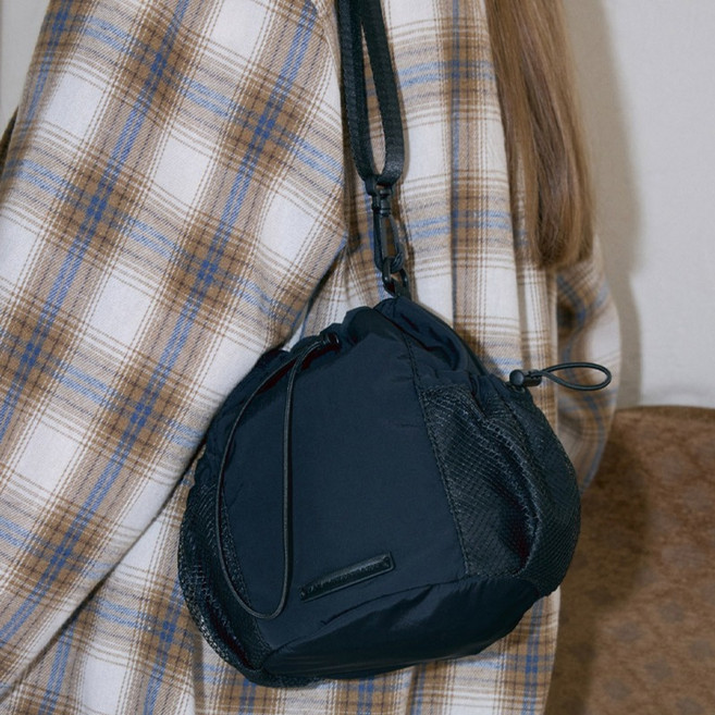 랩 여성용 STRING POCKET CROSS BAG AR7AB240