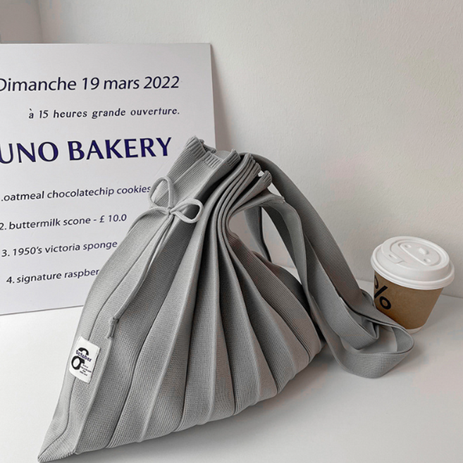 다비글로우 빅사이즈 주름 니트 숄더 에코백