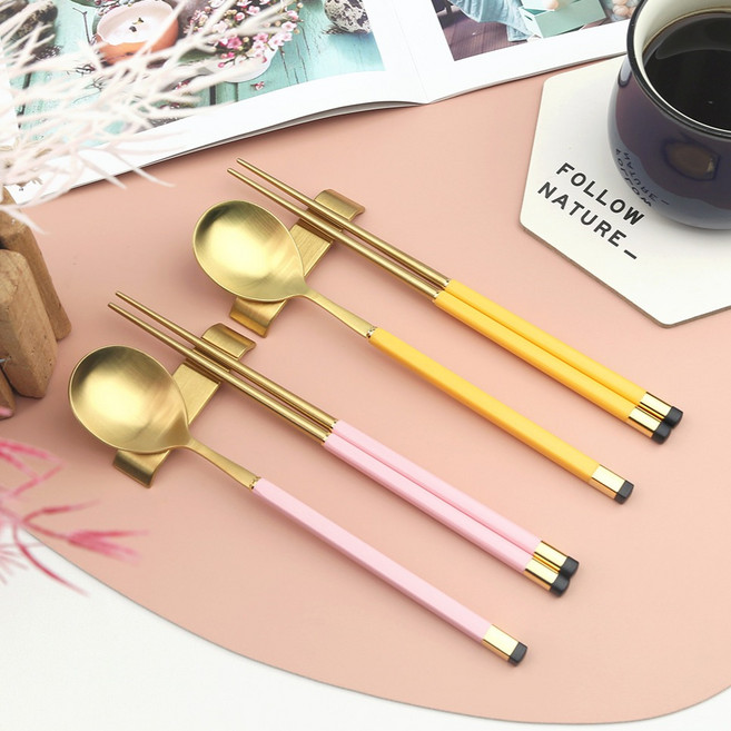 보겐 국산 스퀘어 투톤 골드 수저 + 받침 2인세트, 핑크, 비타민, 1세트, 숟가락 2p + 젓가락 2p + 스텐실버수저받침 2p