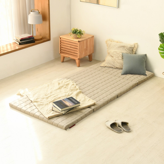 소노까사 옷장 4단 접이식 토퍼 매트리스, 베이지