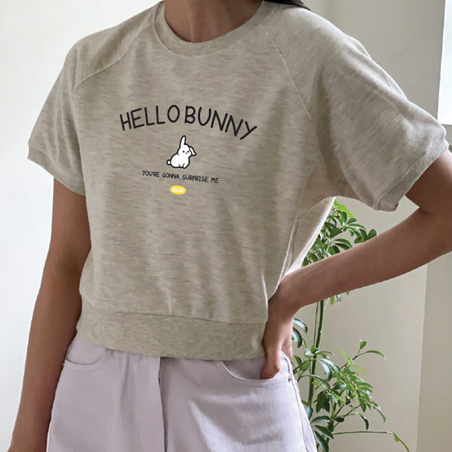 에어플레인 여성용 헬로버니 크롭 반팔 맨투맨