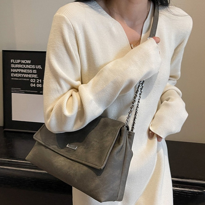 비비에모 마이너리티 체인 숄더 핸드백 10423