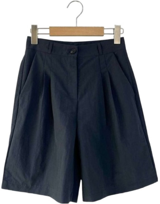 Lindashop 女款 Rayun 雙褶防風尼龍五分西裝褲 cppt14914k53