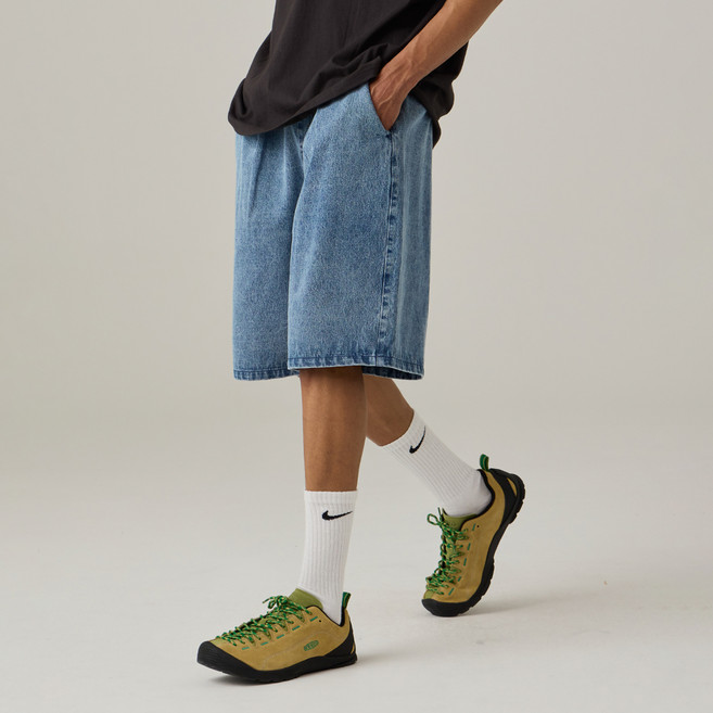 어반에이지 남녀공용 버뮤다 원턱 밴딩 데님 숏 팬츠