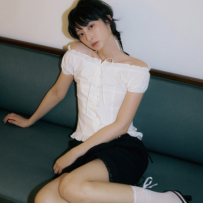 리올그 워이 퍼프 블라우스