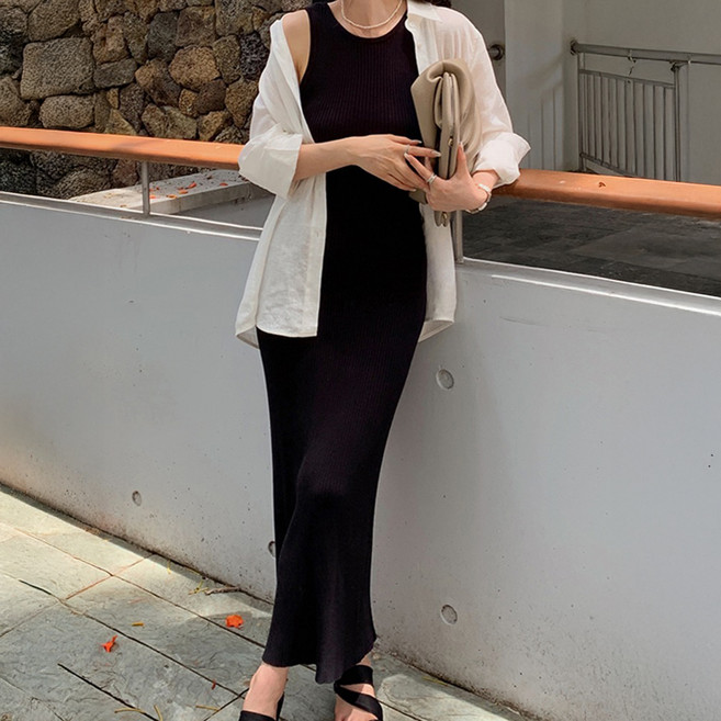 비비에모 코코모 백포인트 민소매 니트 롱 원피스 10620