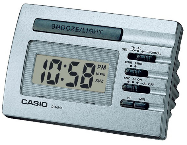 CASIO 卡西歐 電子鬧鐘, 銀色
