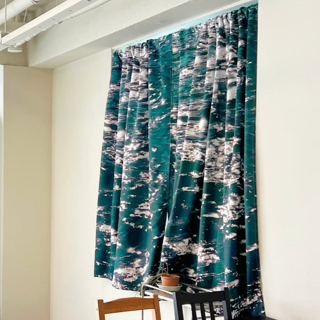 어번던스 99% 자외선 빛 차단 자연풍경 작은창 긴창 무타공 붙이는 암막커튼 작은창형1