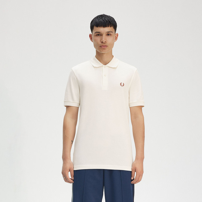 FRED PERRY 男女通用素色Polo短袖T恤 M6000, 淺米白色 + 肉桂色