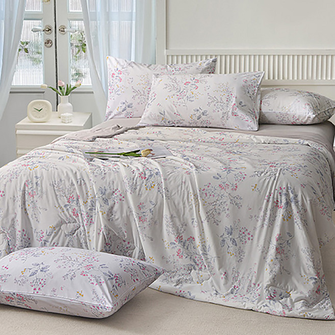 Annabelle 蠶絲水洗雙面冰涼雲朵被, 花湘派對 卡其色