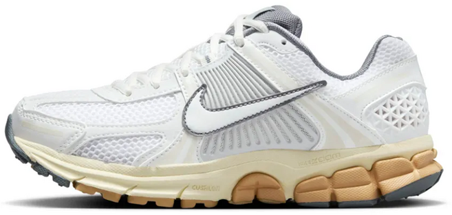 나이키 W NIKE 줌 보메로 5 운동화 FJ2028-101