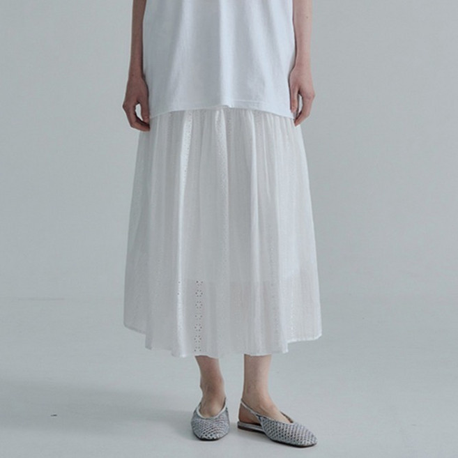 에이비에프지 여성용 펀칭 레이스 허리밴딩 플레어 롱 스커트 AFZ5MS43